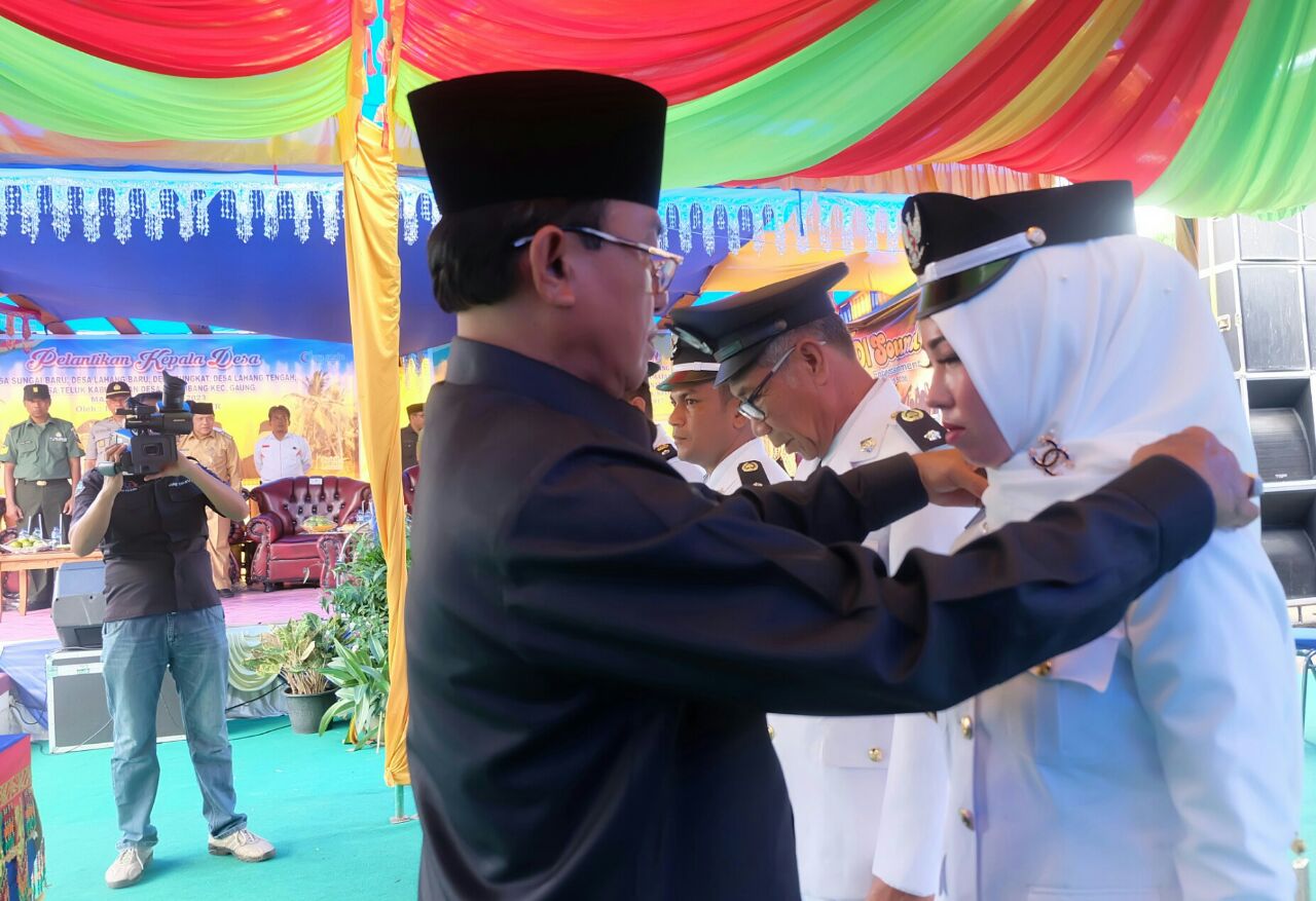 Pelantikan 6 Kades Gaung, Bupati Inhil Berpesan Untuk Fokus Jalankan Amanah Pembangunan
