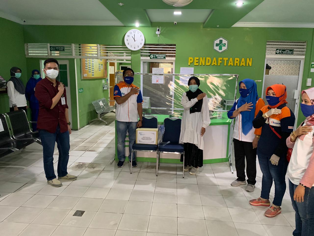 Paguyuban Agen BRILink Inhil Mantap Donasikan APD ke RSUD PH dan Puskesmas