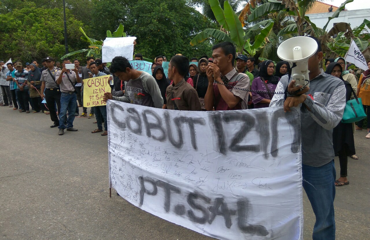 Kantor Bupati Inhil Kembali Didemo Masyarakat Pungkat