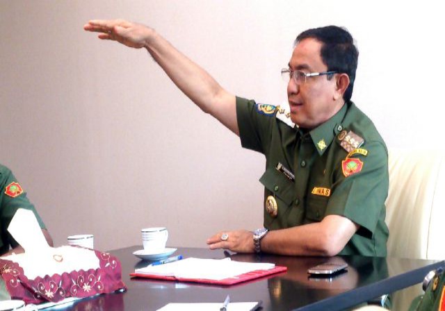 Bupati Inhil Minta Akademisi UNRI Lakukan Riset Perkelapaan