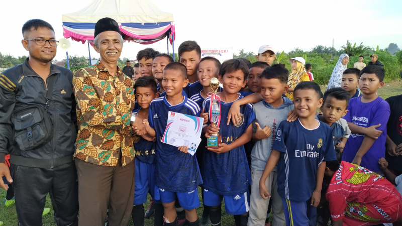 Tekuk Duri Galaxy, SSB Persekat Dumai U-12 Juara Piala Yonex Sports
