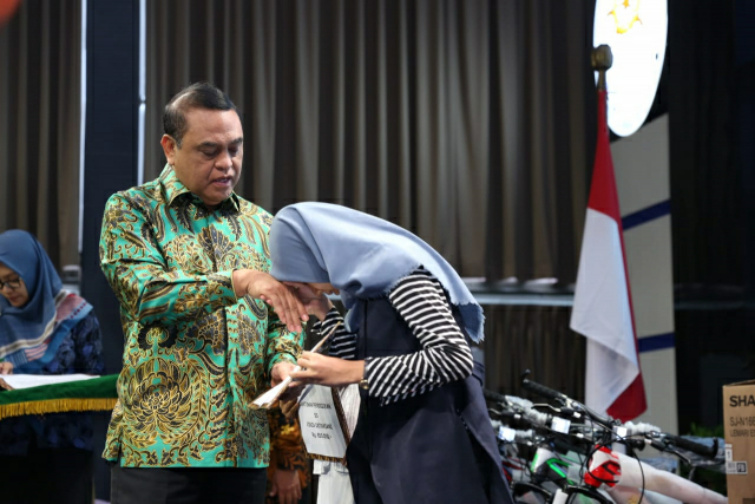 Kementerian PANRB Berbagi Kebahagiaan di Bazar Raya Festival Ramadan