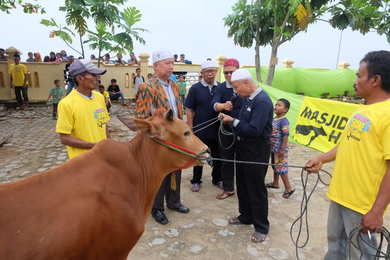 Masjid Al-Huda Qurban Belasan Ekor Sapi