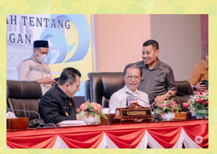 Rapat Paripurna DPRD Provinsi Kepri Tentang Peraturan Daerah