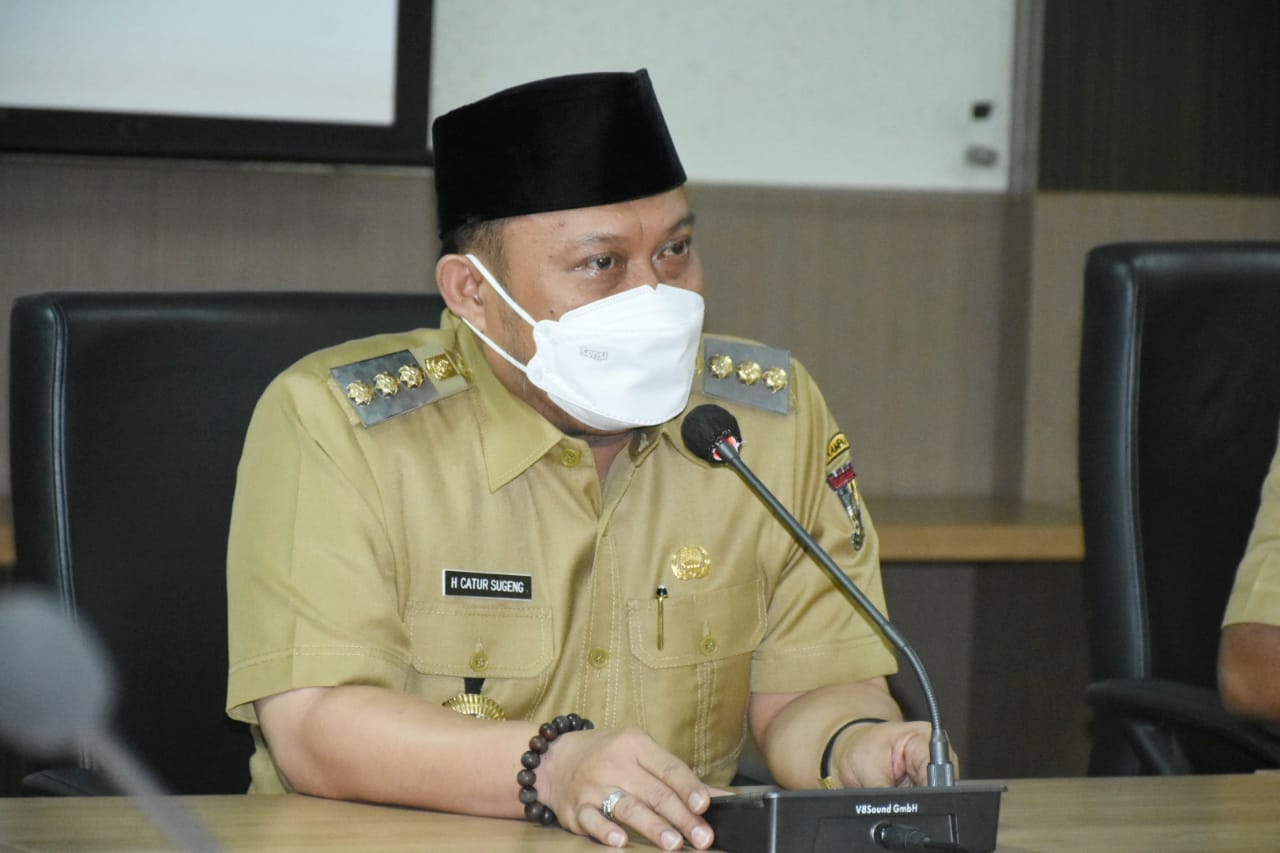 Bupati Kampar Minta Laporan Percepatan Pembangunan Semua Kegiatan Satker