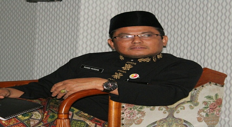 Ini Aturan Memasang Stiker Caleg di Kendaraan