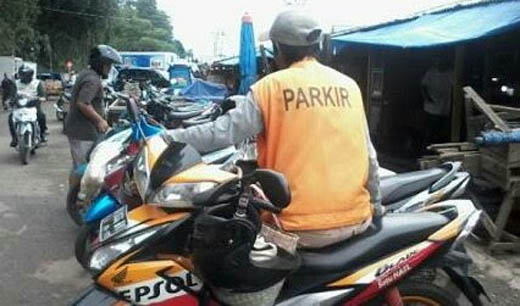 Tarif Parkir Dikeluhkan Warga Duri