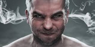 Warga Mengamuk..!! Gara-gara KK dan Akte Kelahiran tak Kunjung Siap