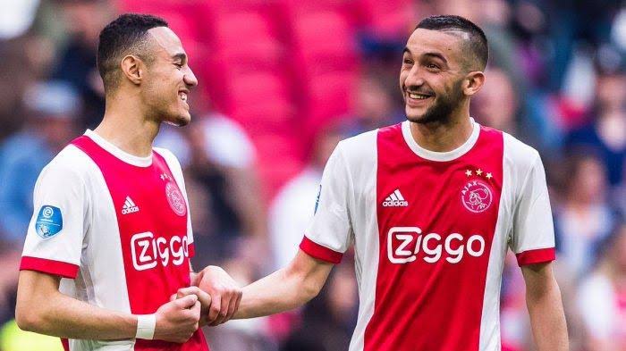 Ziyech Buka Puasa di Lapangan