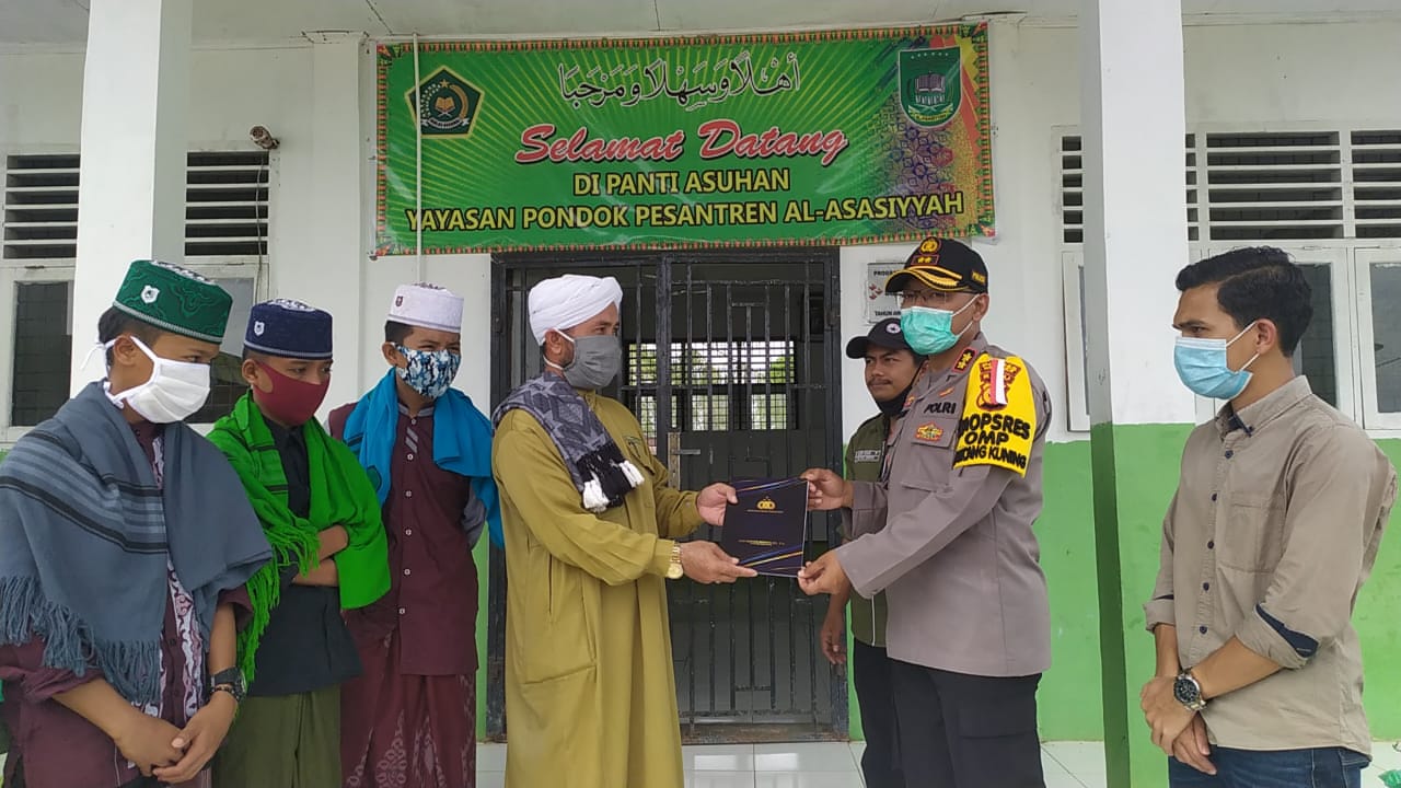 Tim Gabungan TNI/Polri Bersama HMI Dan Pelajar Rohil Gelar Baksos Peduli Covid-19 di Bagansiapiapi