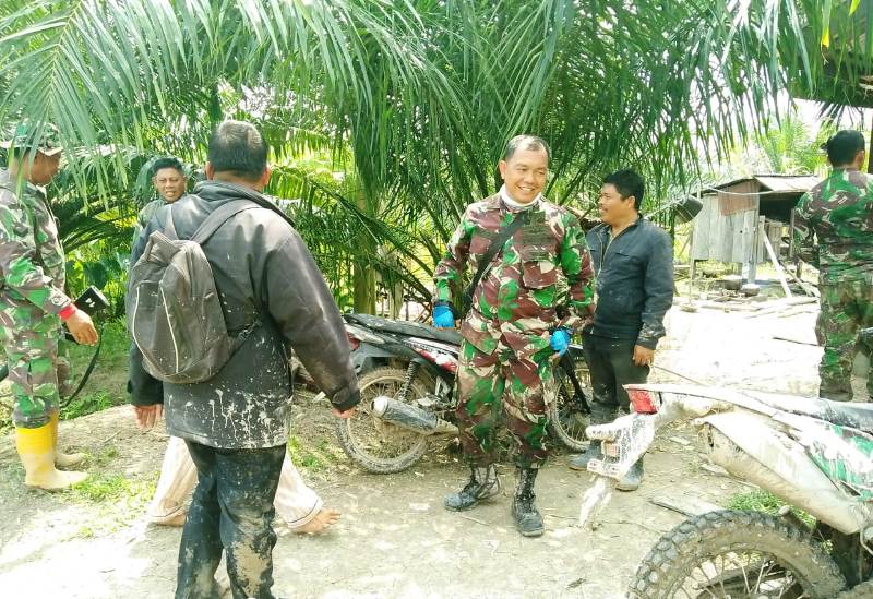 Cuaca Panas, Dandim 0320/Dumai Patroli Darat ke Senepis
