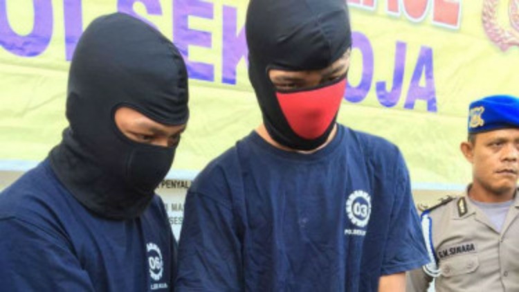 Pria Ini Curi Mobil dengan Pura-pura Jadi Intel Polisi