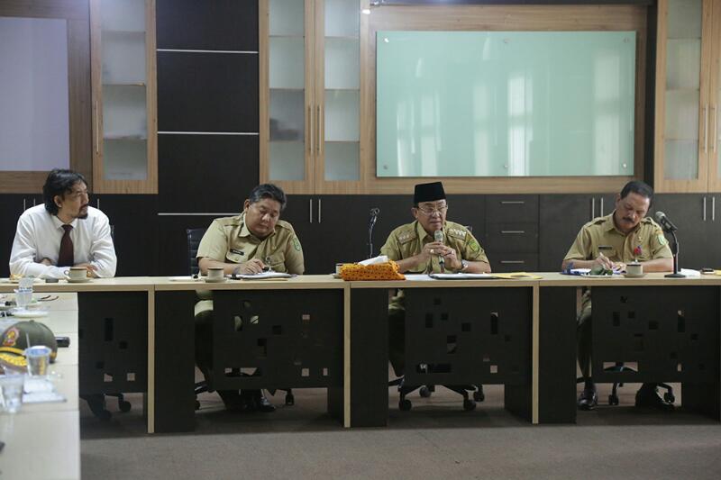 Bupati Inhil Terus Berupaya Tuntaskan Persoalan Antara PT IJA Dengan Masyarakat