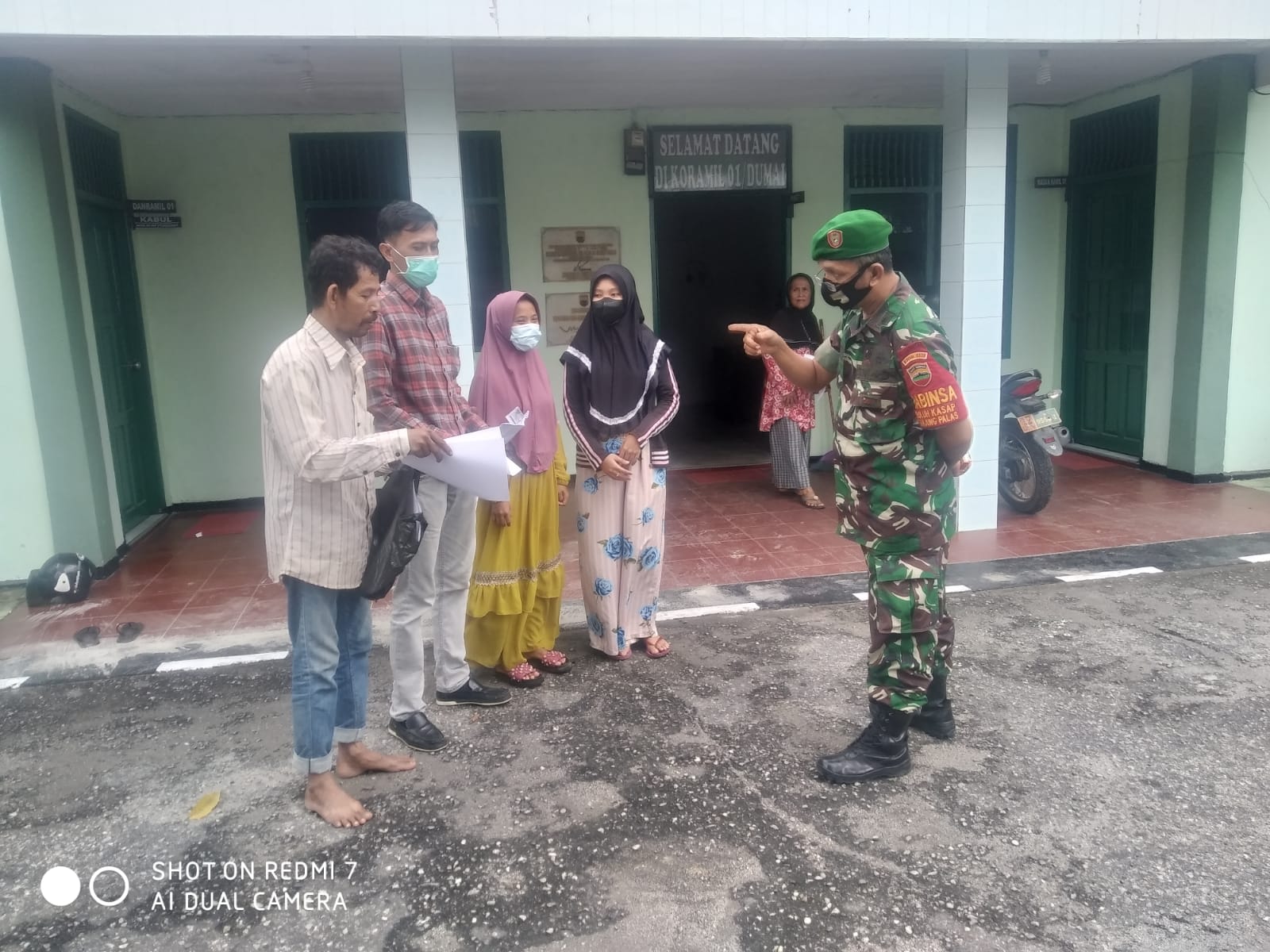 Peltu Wawan Berikan Edukasi Pencegahan Covid-19 Kepada Masyarakat Yang Mengurus BLTPKLW