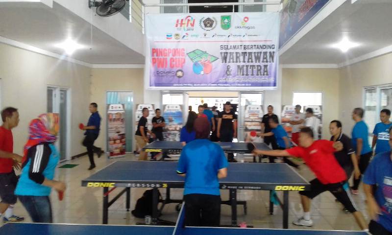 Partai Eksibisi Tenis Meja HPN 2019, Zulmansyah-Doni Aprialdi Menang Tipis