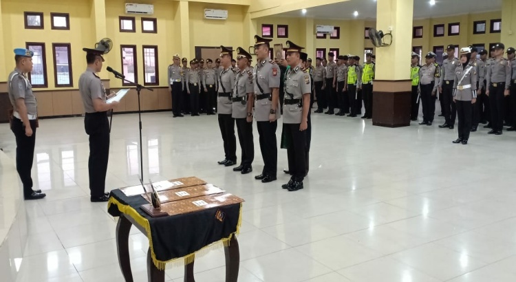 Kapolres Rohil Pimpin Sertijab Kasat Narkoba dan 2 Kapolsek