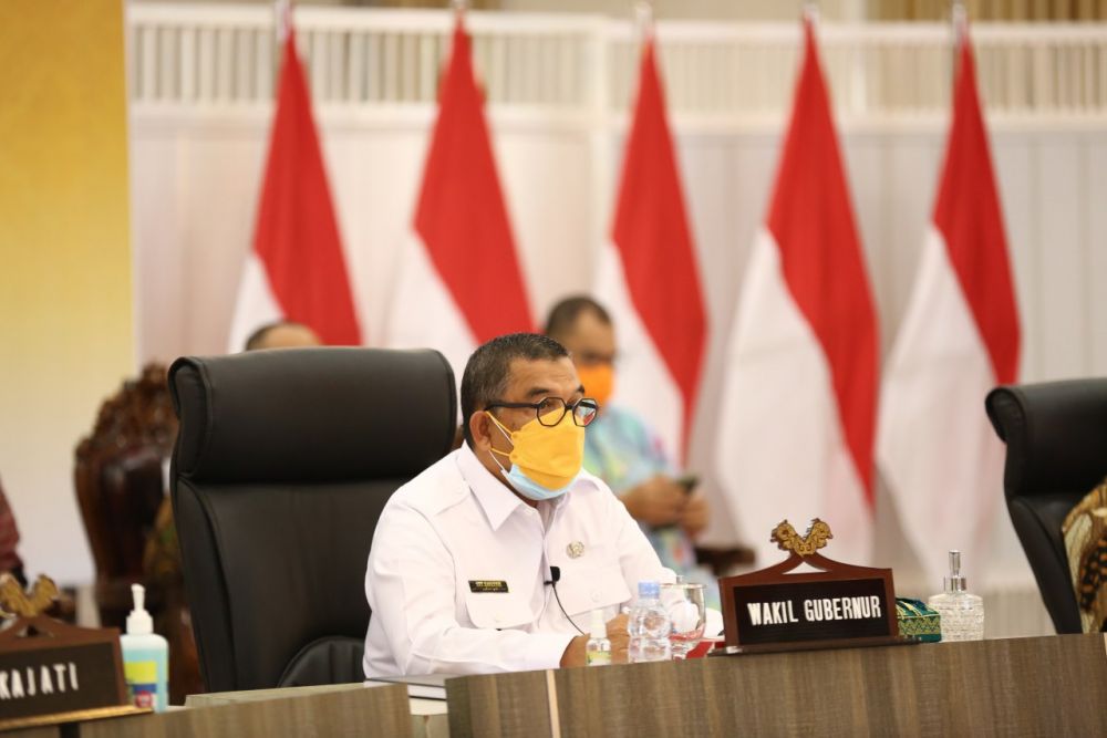 Wagubri Hadiri Rakor Evaluasi Perkembangan PPKM Level IV