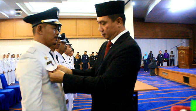 Bupati Suparman Lantik 7 Kades Hasil Pilkades Serentak Tahap II