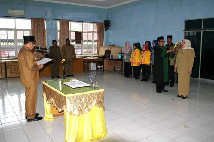 Ahmad Muflih Lantik Maznil Khairi sebagai Kadis Kependudukan dan Pencatatan Sipil Labuhanbatu