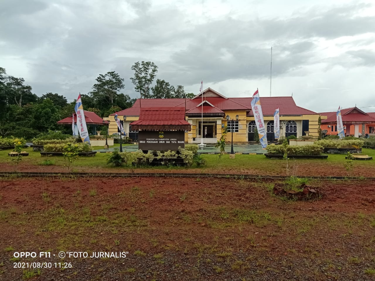 Dinas PUTR Lingga Bungkam Soal Proyek Jalan Tanjung Bungsu