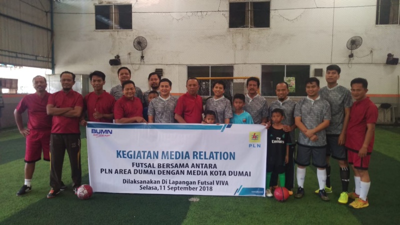 Silaturrahmi di Lapangan Futsal, PLN vs PWI Dumai Imbang 10-10