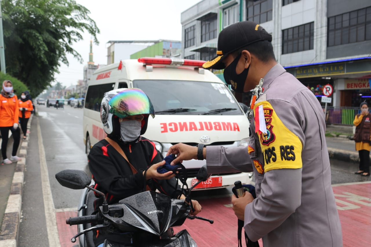 Bersama Pemko Dumai, Polres Kota Dumai Ikuti Sosialisai Gerakan Penggunaan Masker