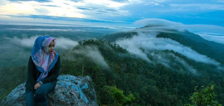 Menikmati Pagi Perdana 2018 di  ''Samudera Awan'' Rohul