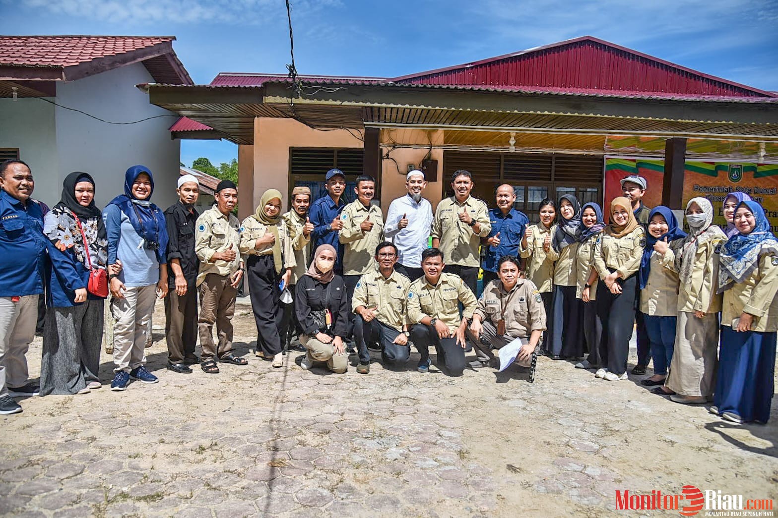 Wako Serahkan Bantuan Prasarana Pembudidaya Ikan di Kelurahan Bagan Besar