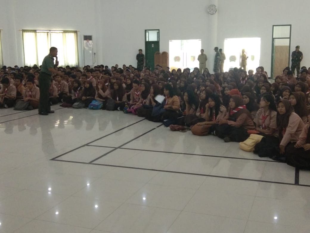 SMKN 12 Surabaya Dibekali Wawasan Kebangsaan dan Bela Negara