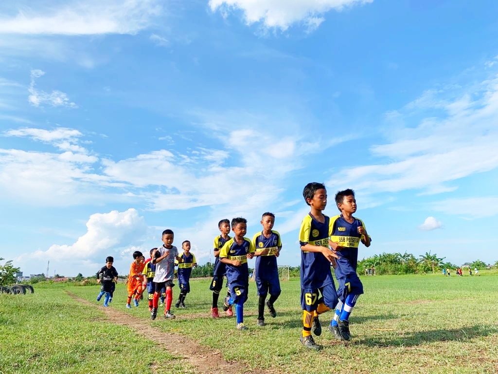 Manfaat Latihan Sepakbola untuk Buah Hati Anda