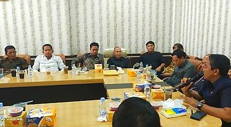DPRD Rokan Hilir Terima Dokumen Pemekaran Kabupaten Rokan Tengah