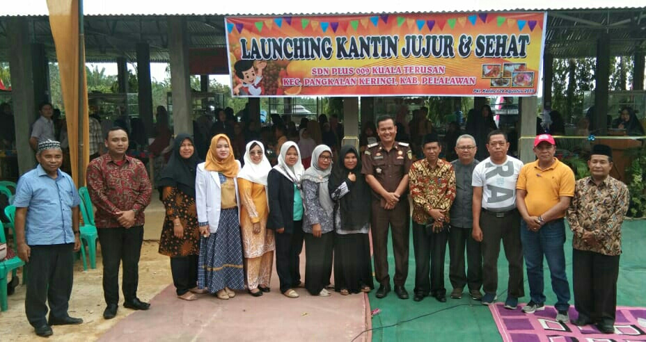 SDN 009 Kuala Terusan Dapat Kantin Jujur dan Sehat