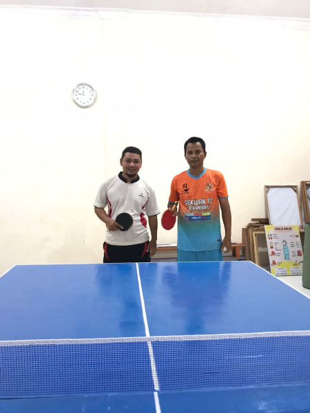 Kalahkan Abdi dan Rapel Dua Set Langsung, Pemred Kiblatriau.Com Raih Juara