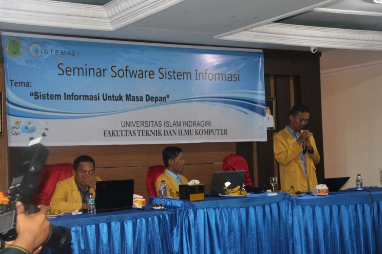 Raih Gelar Sarjana Komputer, Puluhan Mahasiswa FTIK Unisi Presentasikan Sofwer