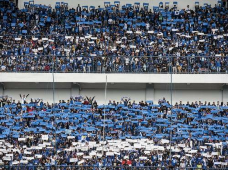 Susunan Pemain Persib vs PS TIRA