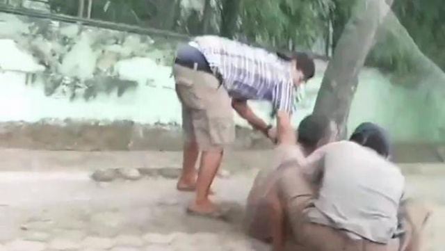 Polisi Kantongi Identitas Preman Rampok Pria Tua di Pinggir Jalan