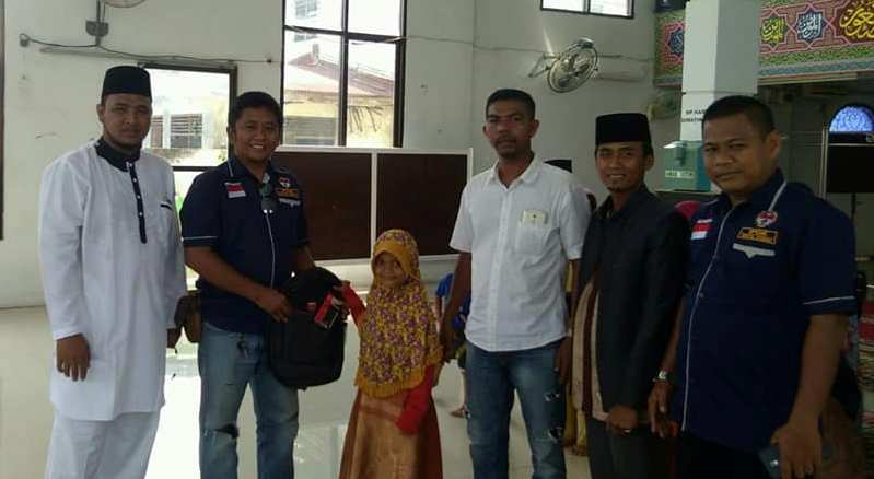 Menggandeng IPDK, Komite CSR Area Pelindo I Dumai Serahkan Bantuan Perlengkapan Sekolah
