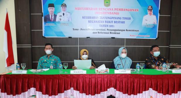Walikota Buka Musrenbang Kelurahan Tanjungpinang Timur