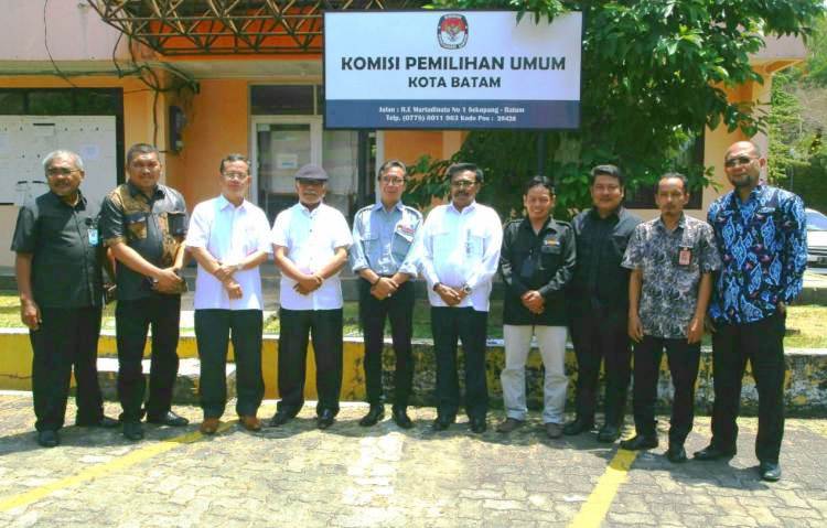 Kunker ke KPU Batam, Anggota DPRD Kepri Ingatkan Soal Potensi Masalah Pemilu