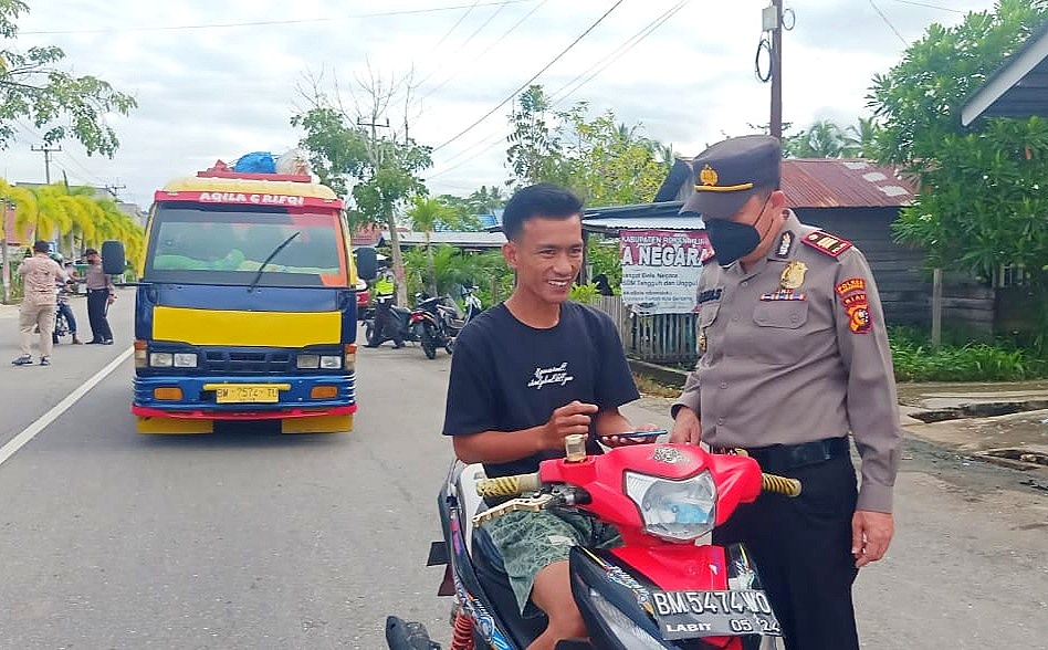 Pastikan Vaksinasi Berjalan Lancar, Kapolsek Bangko Pantau Secara Langsung