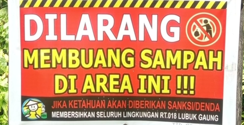 RT 018 Lubuk Gaung Kota Dumai Larang Warga Buang Sampah ke Parit