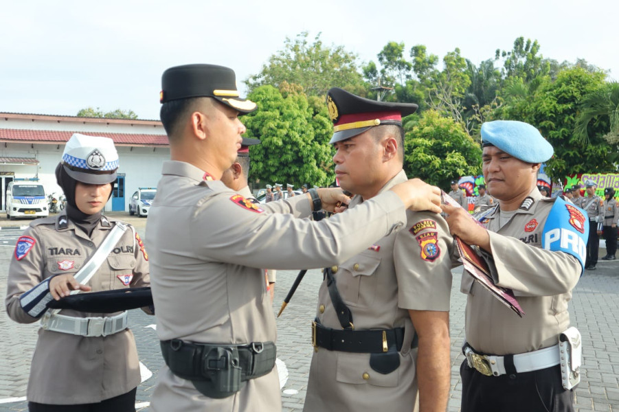 Polres Inhu Gelar Sertijab Kapolsek Peranap, AKBP Fahrian : Saya Perintahkan AKP Rafidin Segera Bekerja