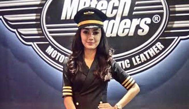 Wow...!!! SPG Cantik Ini Buka-bukaan Soal Tarif Sekali 'Beraksi'