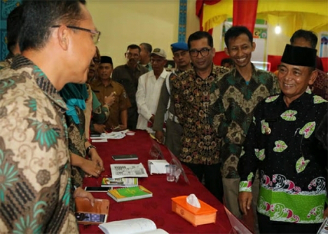 Bupati Pelalawan Gesa Inovasi Desa