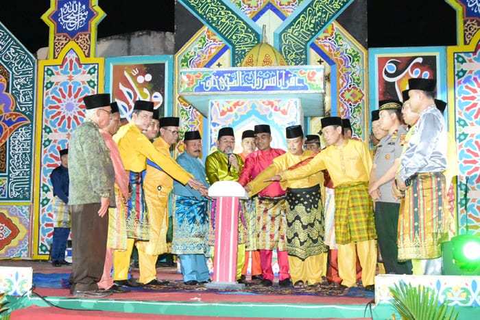 Pembukaan MTQ di Kecamatan Bathin Soelapan Resmi Dibuka PLh  Bupati H.Bustami Hy