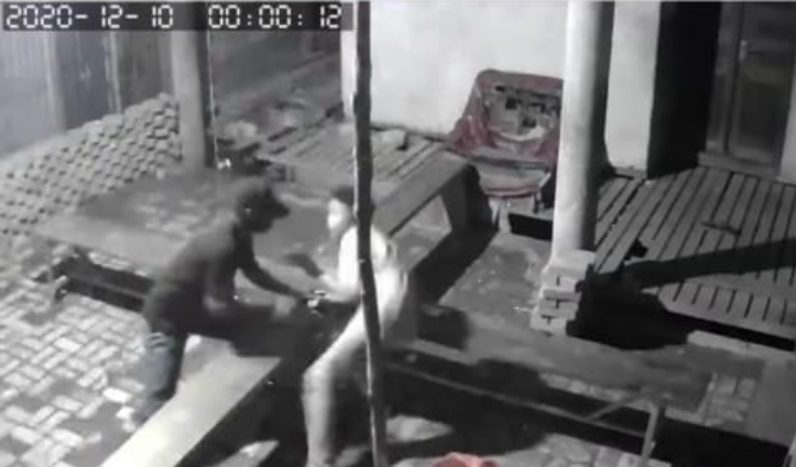Upaya Pembegalan di Tembilahan Terekam CCTv