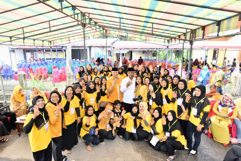 Ratusan Warga Kelurahan Purnama Dumai Sambut Suyatno
