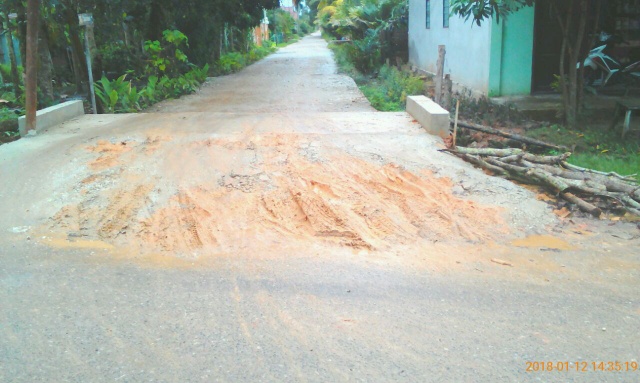 Baru Dibangun, Titian Box Culvert Ini Sudah Rusak