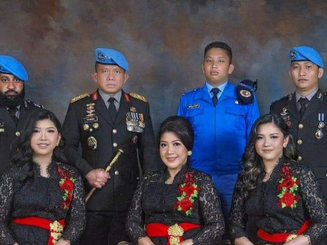 Terungkap, Istri Ferdy Sambo Kerap Beri Uang Kepada Adik Brigadir J