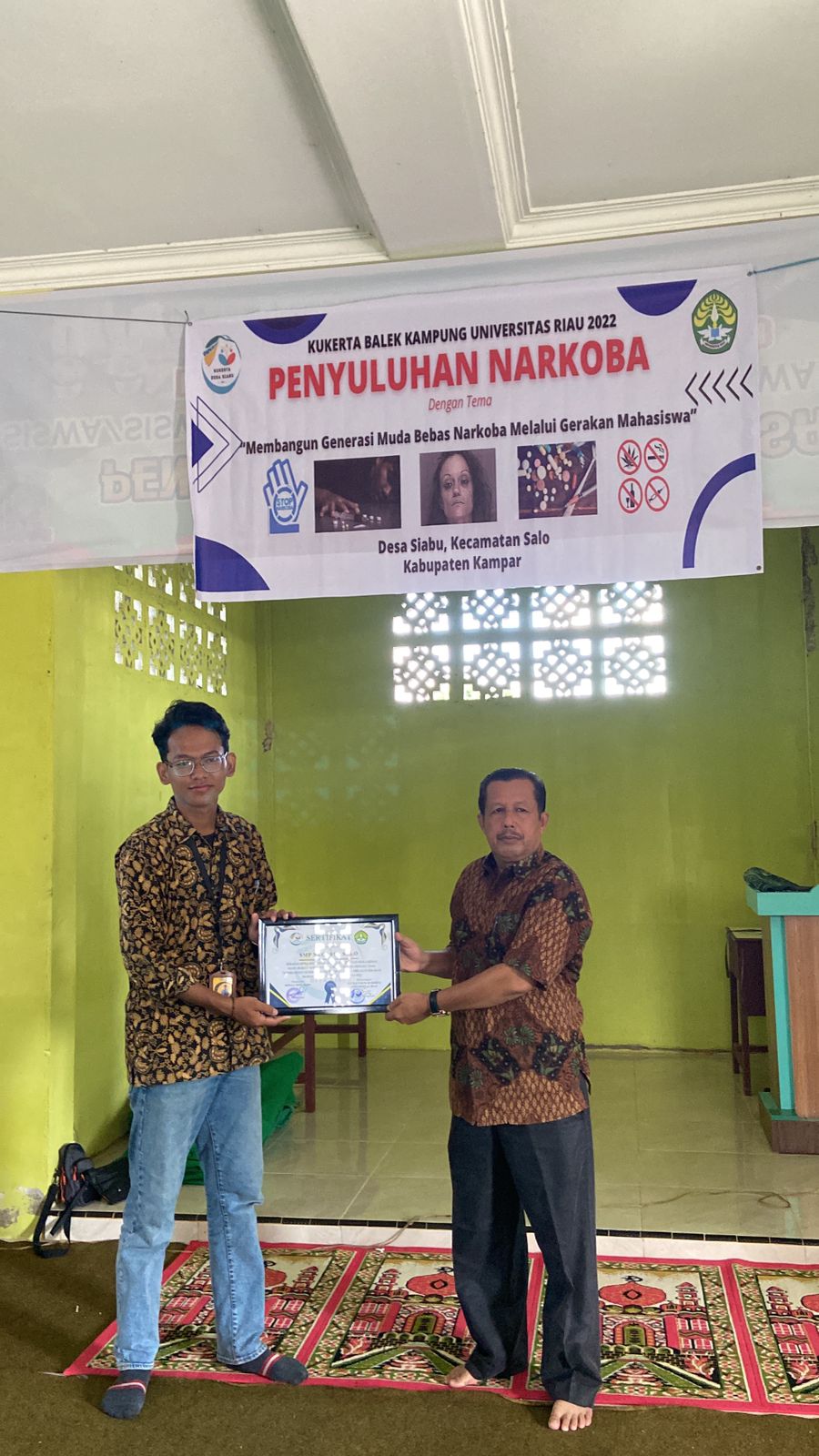 Mahasiswa Kukerta Univertas Riau Taja Sosialisasi Penyuluhan Narkoba di SMPN 2 Salo